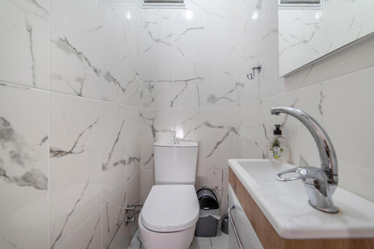Centrally Located 2 Bedroom Apt With Netflix Bursa Exteriér fotografie