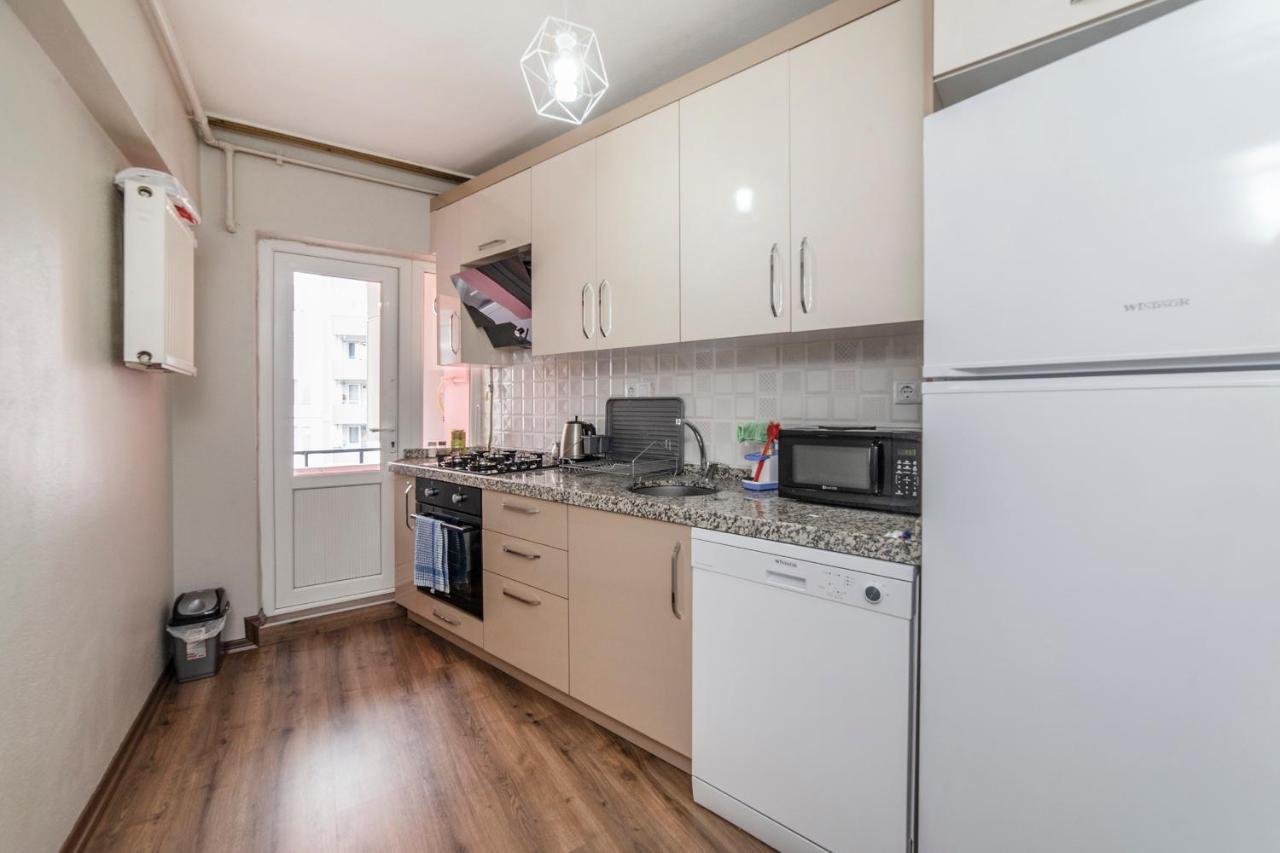 Centrally Located 2 Bedroom Apt With Netflix Bursa Exteriér fotografie
